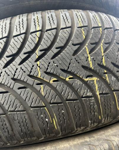 Michelin Alpin 4 215/55 R16