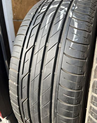 Bridgestone Turanza T001 215/55 R17