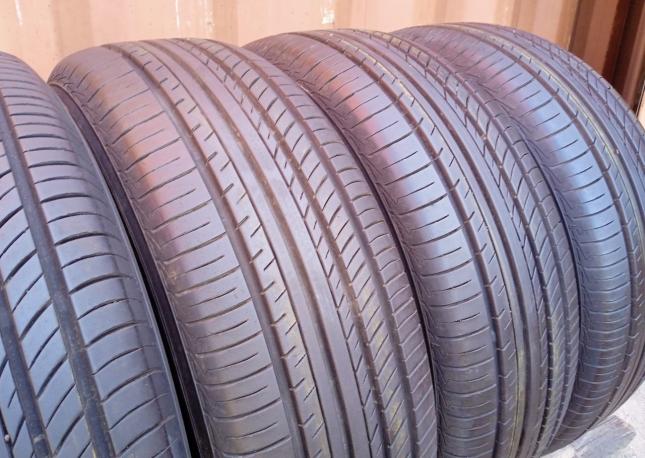 Yokohama Advan dB V552 205/65 R15