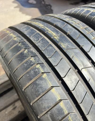 Pirelli P Zero PZ4 285/40 R19