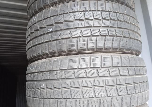 Dunlop Winter Maxx WM01 215/45 R17