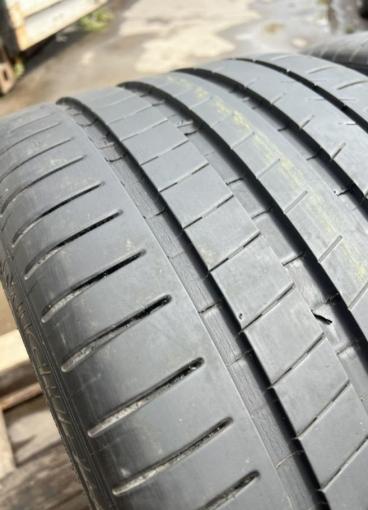 Michelin Pilot Super Sport 295/35 R20