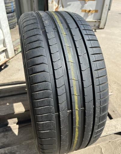 Pirelli P Zero PZ4 275/40 R20