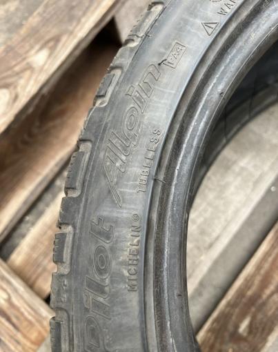 Michelin Pilot Alpin 4 235/40 R18