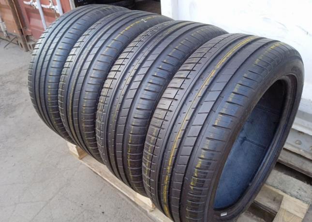 Michelin Pilot Sport 3 245/45 R19