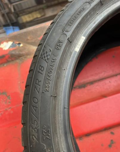 Michelin Pilot Sport 4 235/40 R18