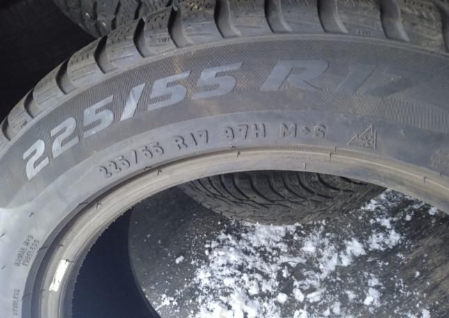 Pirelli Winter Sottozero 3 225/55 R17