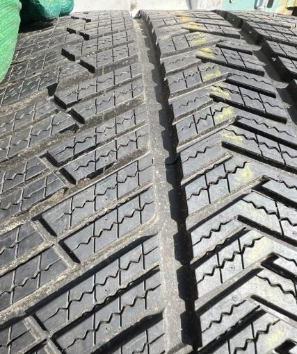 Michelin Pilot Alpin 4 285/35 R20