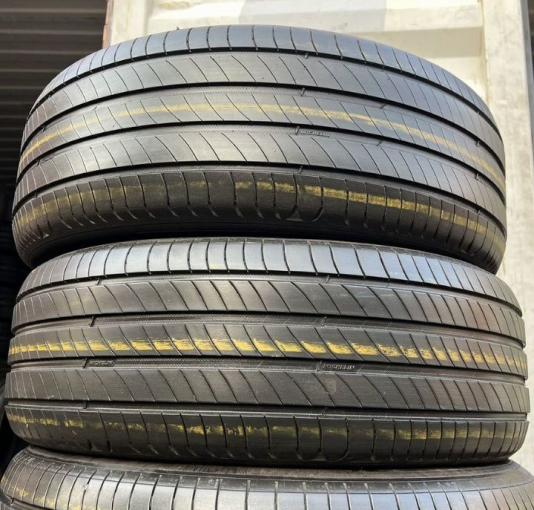 Michelin Primacy 4 235/55 R19