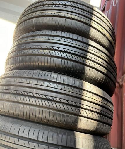 Yokohama Advan dB V552 205/65 R15