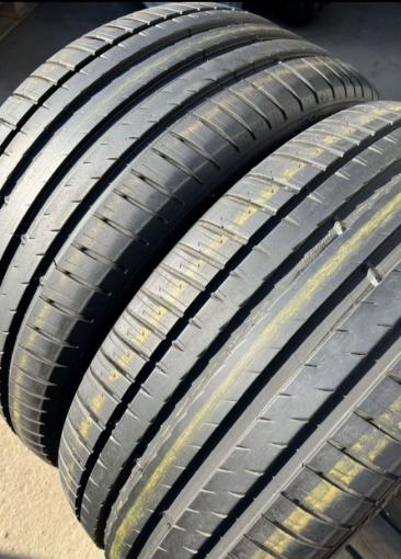 Michelin Pilot Sport 4 255/40 R21