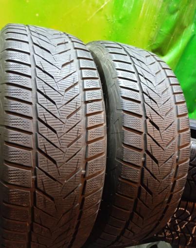 Vredestein Wintrac Xtreme S 235/60 R16