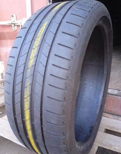 Bridgestone Turanza T005 225/40 R19