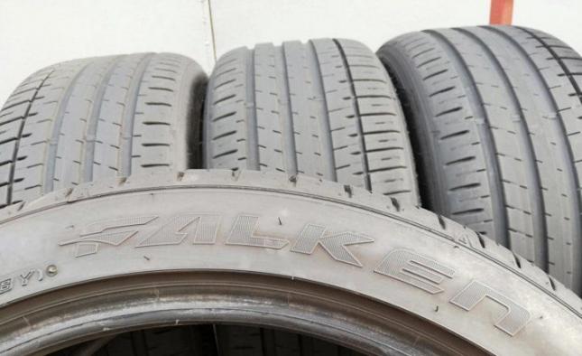 Falken Azenis FK-510 225/40 R18