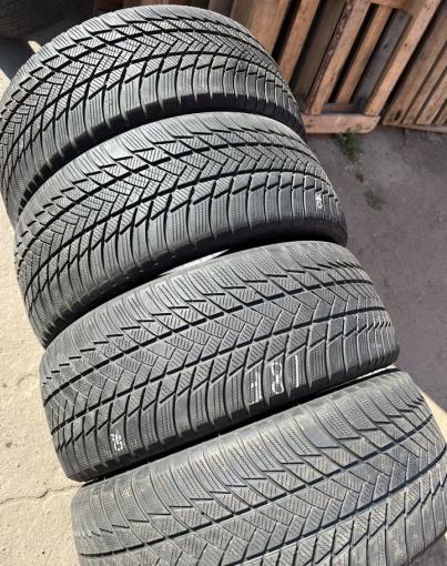 Bridgestone Blizzak LM-001 235/50 R19