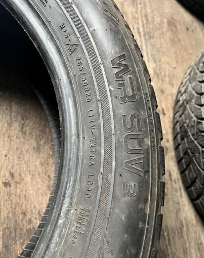 Nokian Tyres WR SUV 3 265/50 R20