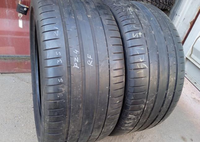 Pirelli P Zero PZ4 315/35 R21