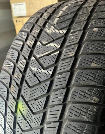 Pirelli Scorpion Winter 285/45 R20