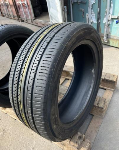 Yokohama Advan dB V552 245/45 R18