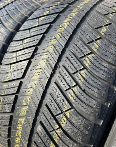 Michelin Pilot Alpin 4 255/40 R20 и 285/35 R20