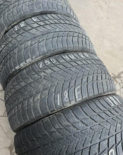 Bridgestone Blizzak LM-001 255/40 R20