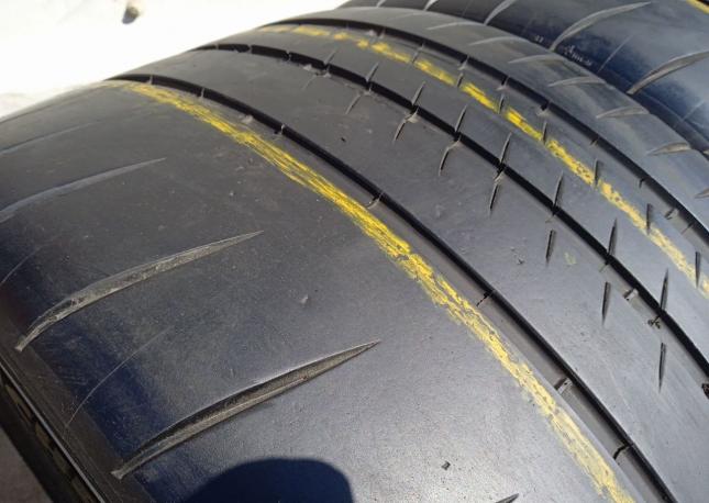 Michelin Pilot Sport Cup 2 305/30 R20