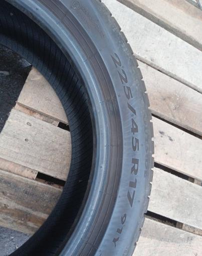 Pirelli Cinturato P7 (P7C2) 225/45 R17