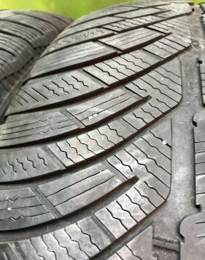 Michelin Pilot Alpin PA4 255/45 R18