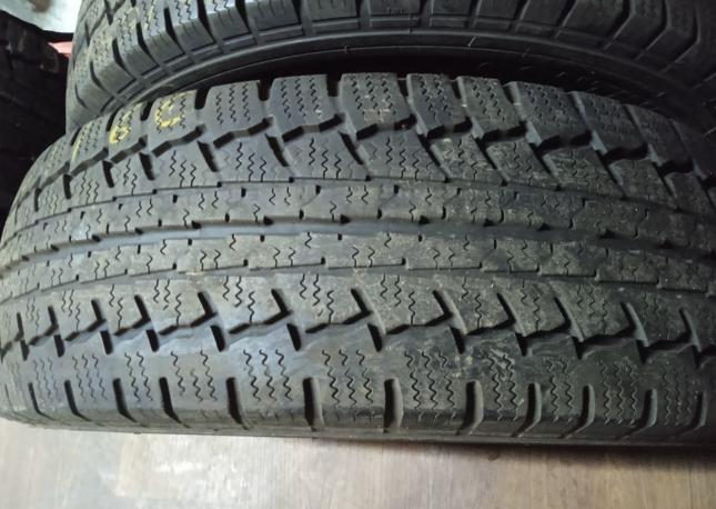 Continental VancoWinter 195/65 R16C