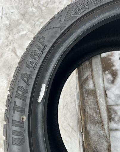 Goodyear UltraGrip Performance Gen-1 245/40 R18