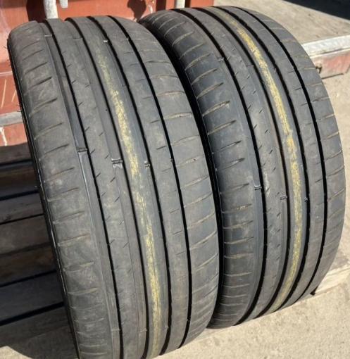 Michelin Pilot Sport 4 225/50 R17