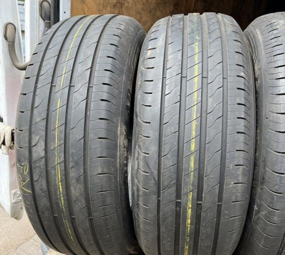 Goodyear EfficientGrip 2 SUV 275/60 R20