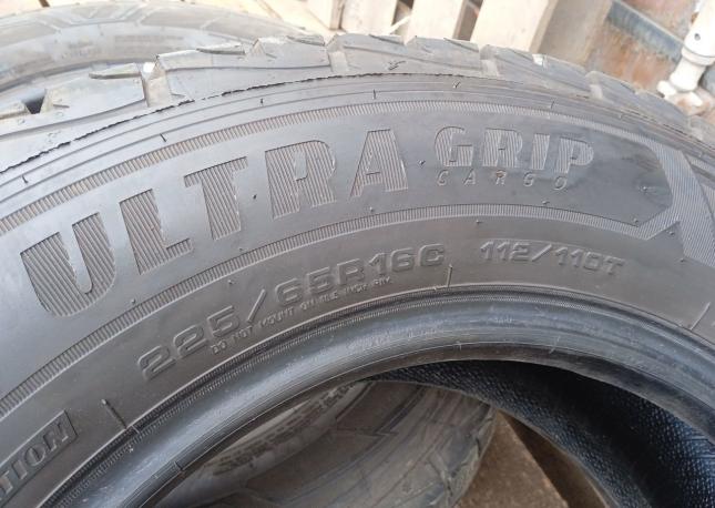 Goodyear UltraGrip Cargo 225/65 R16C