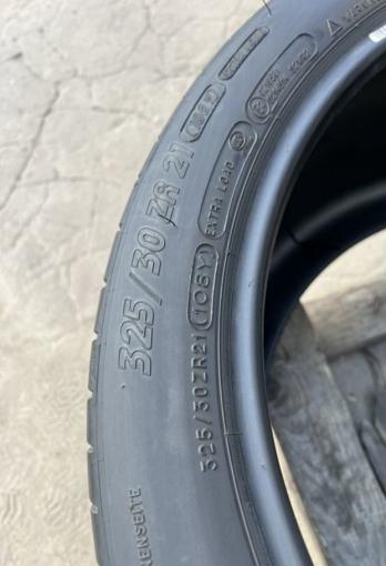 Michelin Pilot Sport Cup 2 325/30 R21