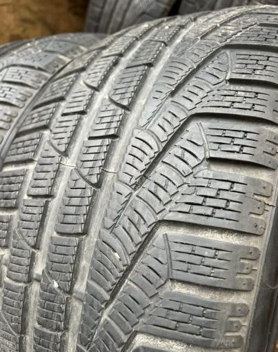 Pirelli Winter Sottozero 240 Serie II 235/40 R19