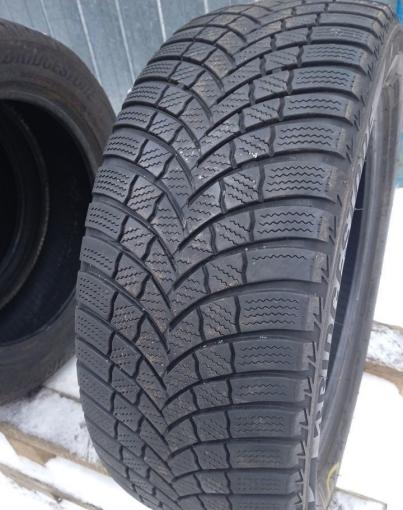 Bridgestone Blizzak LM-001 Evo 205/55 R16