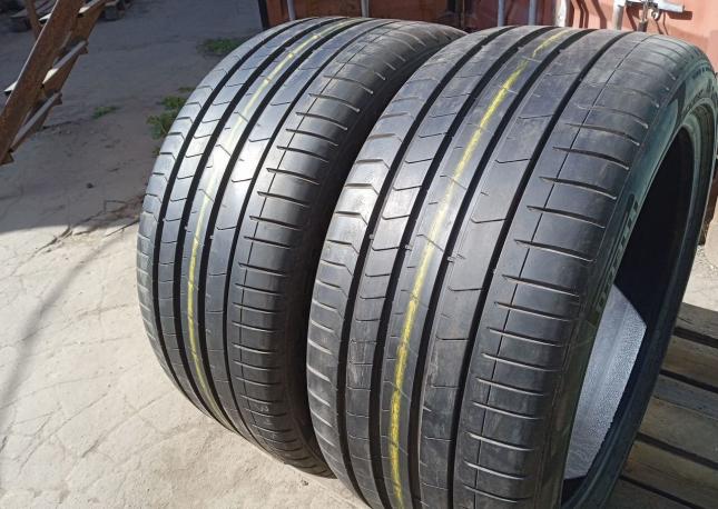 Pirelli P Zero PZ4 315/35 R21