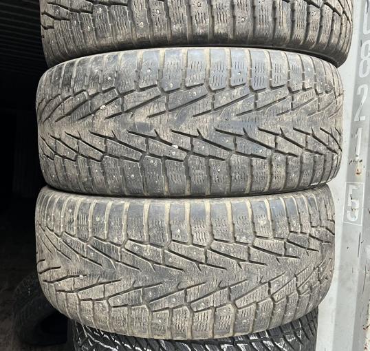 Nokian Tyres Hakkapeliitta 7 275/50 R20