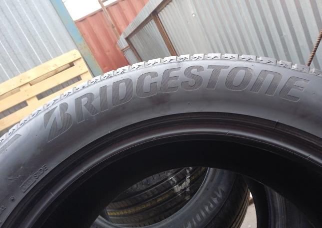 Bridgestone Alenza 001 285/50 R20