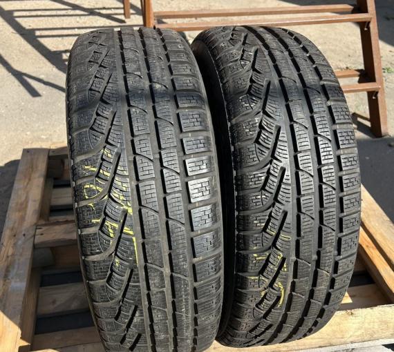 Pirelli Winter Sottozero 210 Serie II 215/60 R17