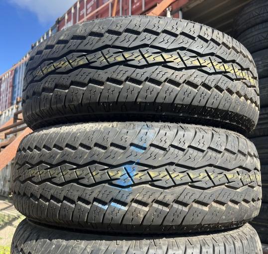 Toyo Open Country A/T Plus 245/65 R17