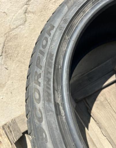 Pirelli Scorpion Winter RFT 275/40 R21