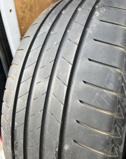 Bridgestone Turanza T005 225/55 R17