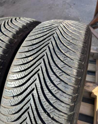 Michelin Alpin 5 215/60 R17