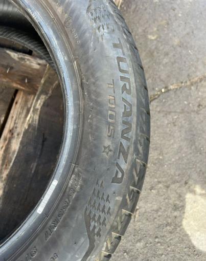 Bridgestone Turanza T005 225/55 R17