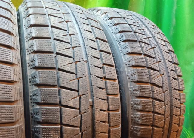 Bridgestone Blizzak Revo GZ 215/65 R16