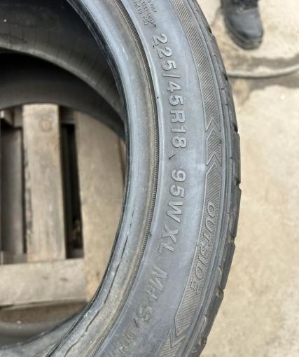 Tracmax F107 225/45 R18