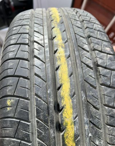 Yokohama dB Decibel E70B 215/55 R17