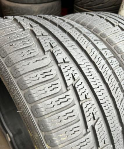 Nokian Tyres WR A3 255/35 R20