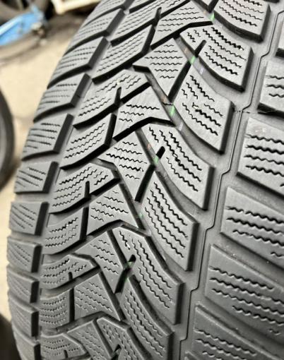 Dunlop Winter Sport 5 255/45 R18